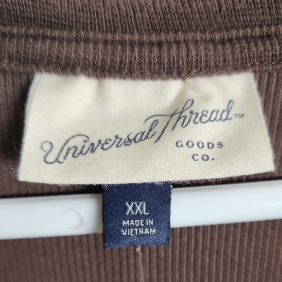 Universal Thread Chocolate Long Sleeve Thermal - Picture 2 of 3